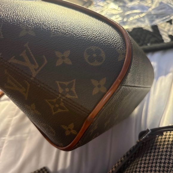 Louis Vuitton Classic Ellipse PM Brown Monogram Shoulder Bag - Picture 3 of 12